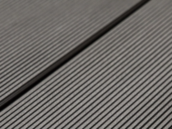 Террасная доска из ДПК Savewood Abies (R) радиальный распил темно-коричневый